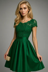 Selkätön mekko mekko