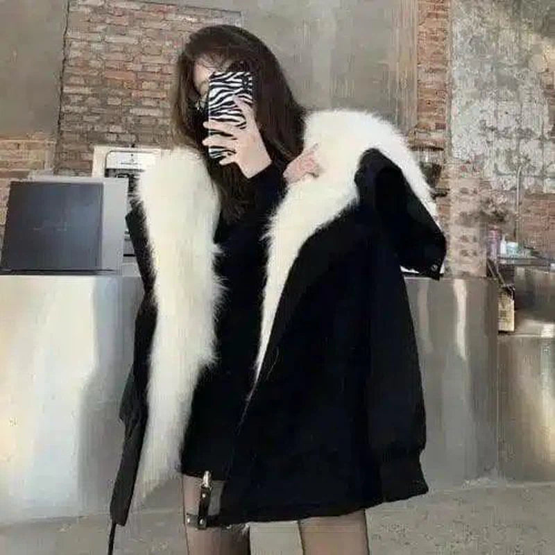 Korean Version Of Tooling Fox Like Large Fur Collar Cotton-Black-1