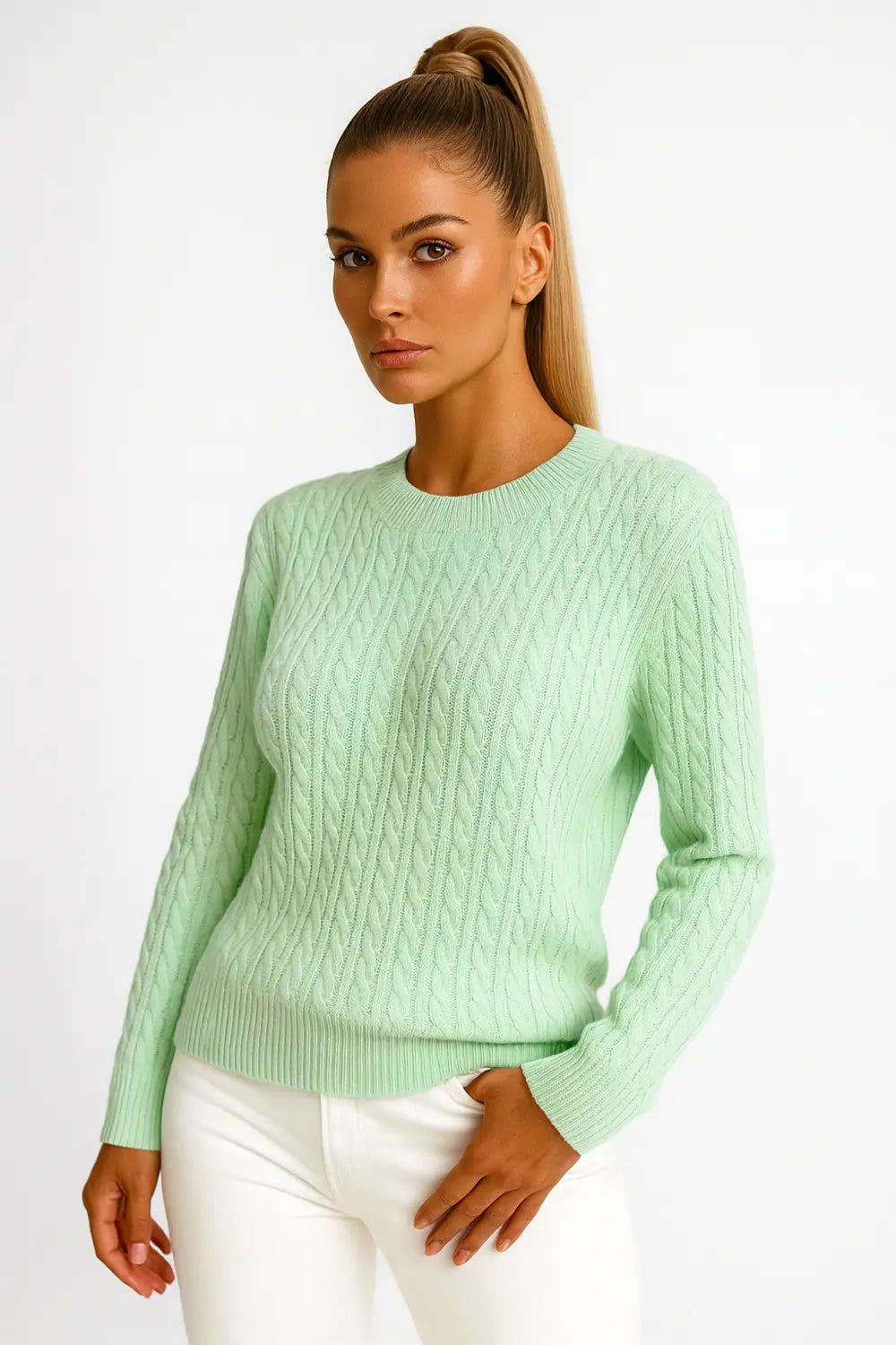 Women’s cable-knit sweater – soft crewneck pullover for everyday wear